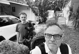 "OSOBY Z TRAUMĄ NIE PŁACZĄ CAŁY CZAS". PIOTR MAŁECKI I MACIEK NABRDALIK O SWOIM FILMIE "IGRAJĄC Z DIABŁEM" [CULTURE.PL]
