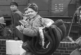 THROUGH THE ARCHIVE. A CONVERSATION WITH MACIEJ J. DRYGAS [ANALOGICA]