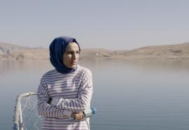 ,,WAŻNE BYŁO DLA NAS MIEJSCE NA UŚMIECH" – WYWIAD Z TWÓRCAMI FILMU "MIASTO, KTÓRE WYJECHAŁO"